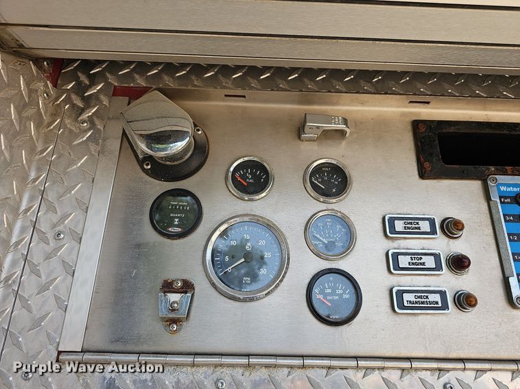 image for item DN8655 2000 Pierce  pumper fire truck