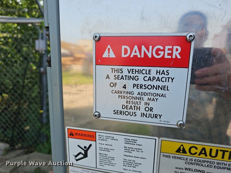 image for item DN8655 2000 Pierce  pumper fire truck