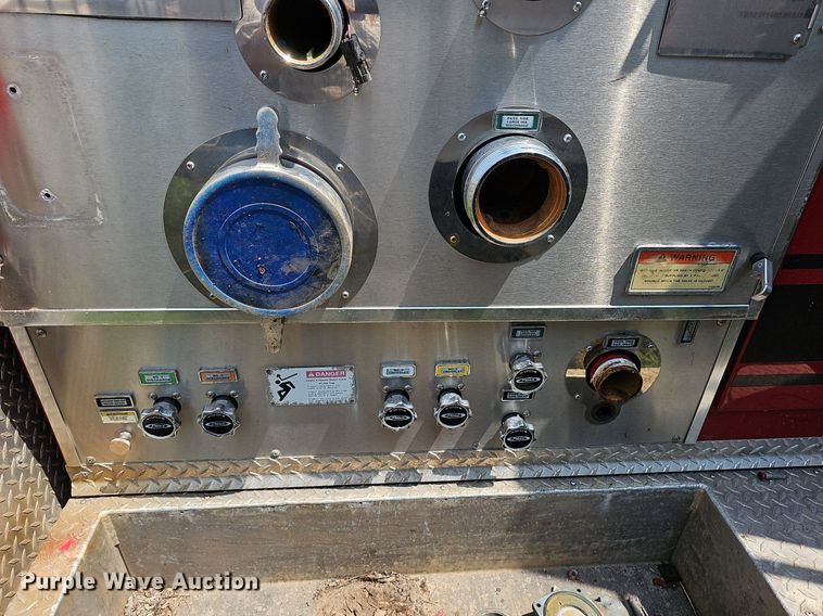 image for item DN8655 2000 Pierce  pumper fire truck