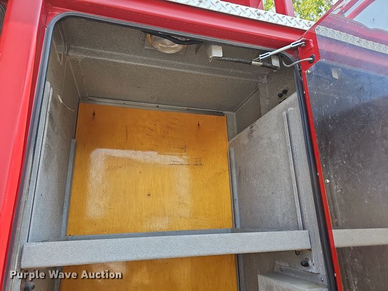 image for item DN8655 2000 Pierce  pumper fire truck