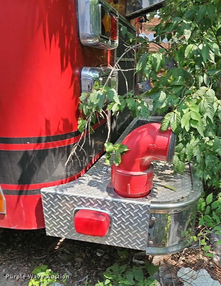 image for item DN8655 2000 Pierce  pumper fire truck