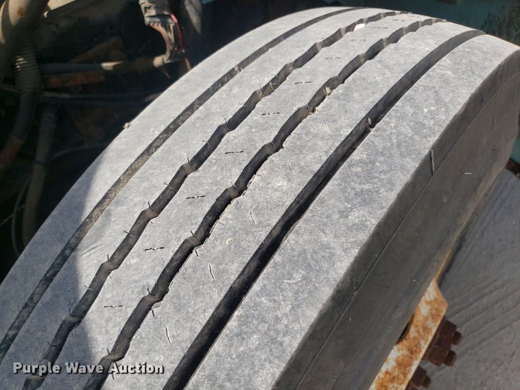 image for item DO2959 2002 International 4700  dump truck