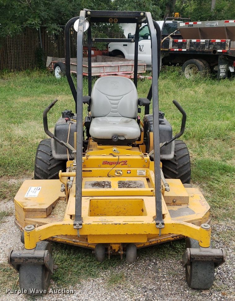 image for item DO2961 Hustler Super Z  ZTR lawn mower