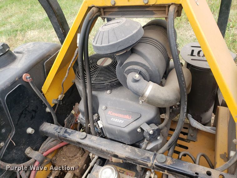 image for item DO2961 Hustler Super Z  ZTR lawn mower