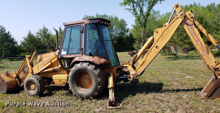 image for item DO3023 1994 Case 580 Super K  backhoe