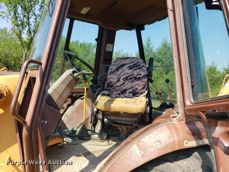 image for item DO3023 1994 Case 580 Super K  backhoe