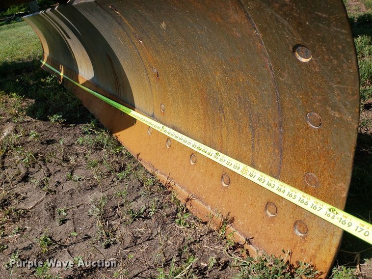 image for item DO3024 1991 John Deere 770B-H  motor grader