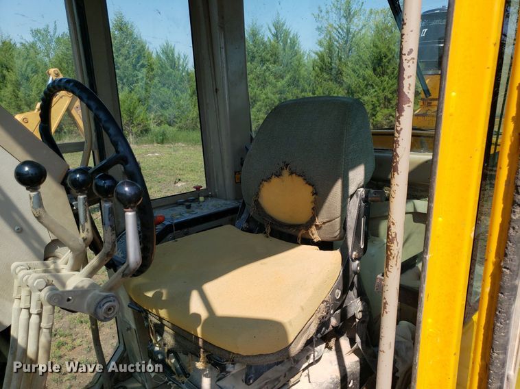 image for item DO3024 1991 John Deere 770B-H  motor grader