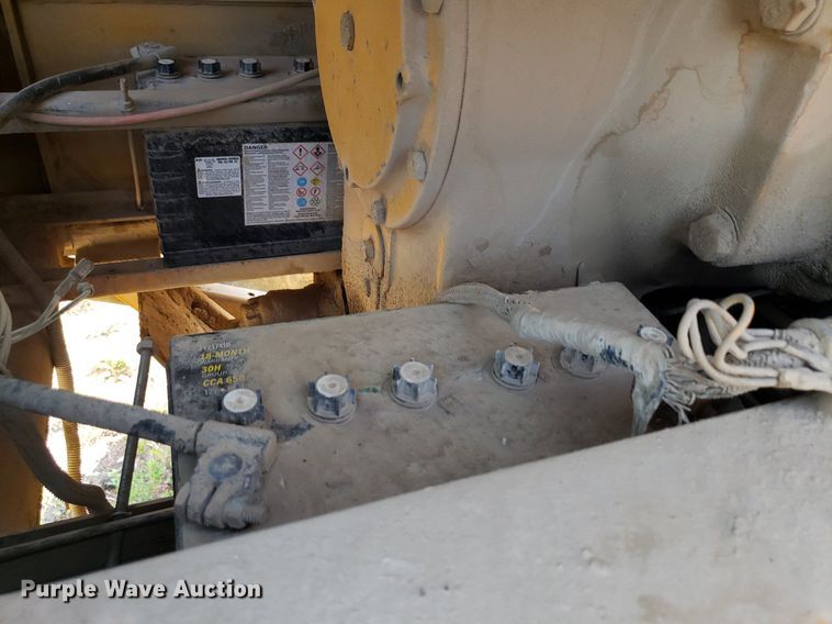 image for item DO3024 1991 John Deere 770B-H  motor grader