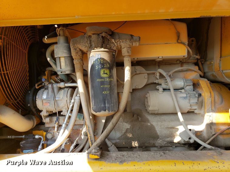 image for item DO3024 1991 John Deere 770B-H  motor grader