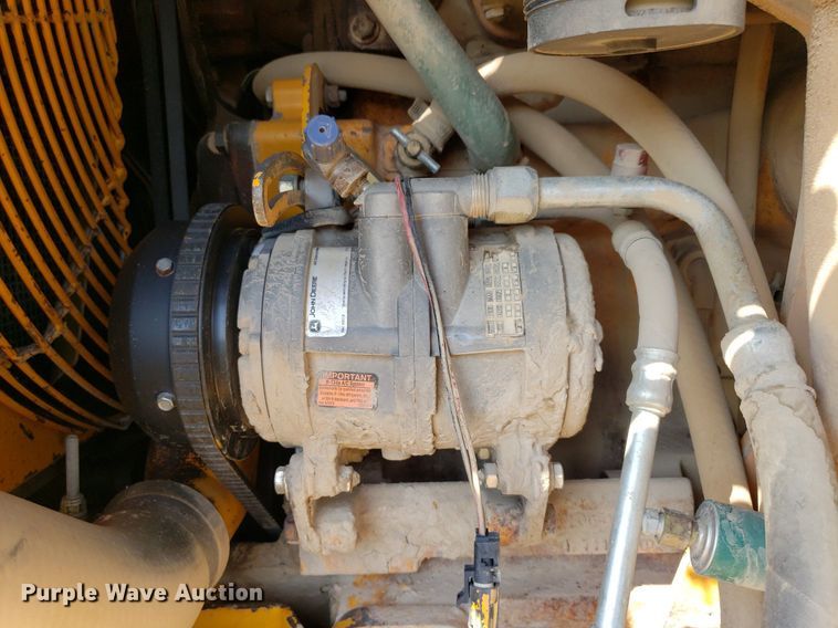 image for item DO3024 1991 John Deere 770B-H  motor grader