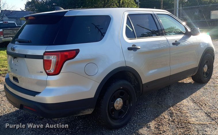 image for item DO3049 2019 Ford Explorer Police Interceptor  SUV