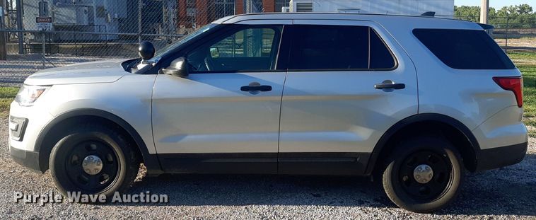image for item DO3049 2019 Ford Explorer Police Interceptor  SUV