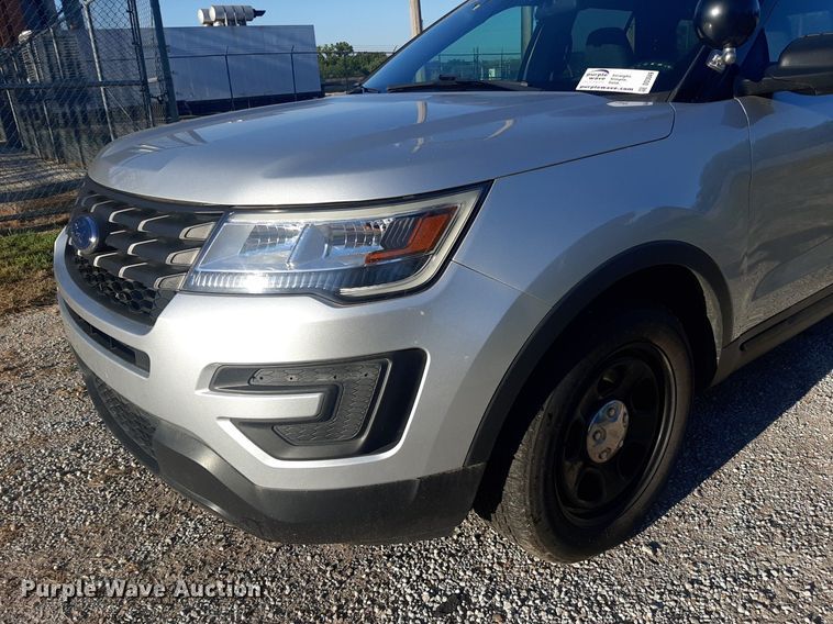 image for item DO3049 2019 Ford Explorer Police Interceptor  SUV