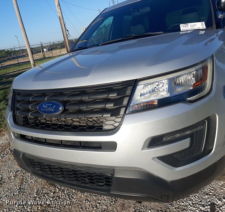 image for item DO3049 2019 Ford Explorer Police Interceptor  SUV