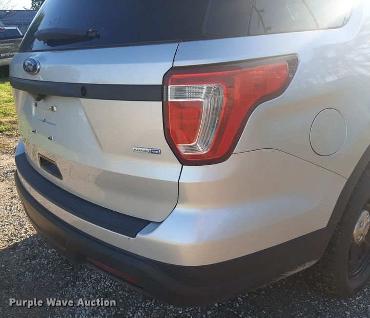 image for item DO3049 2019 Ford Explorer Police Interceptor  SUV