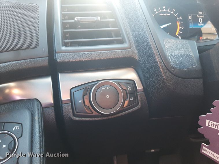 image for item DO3049 2019 Ford Explorer Police Interceptor  SUV