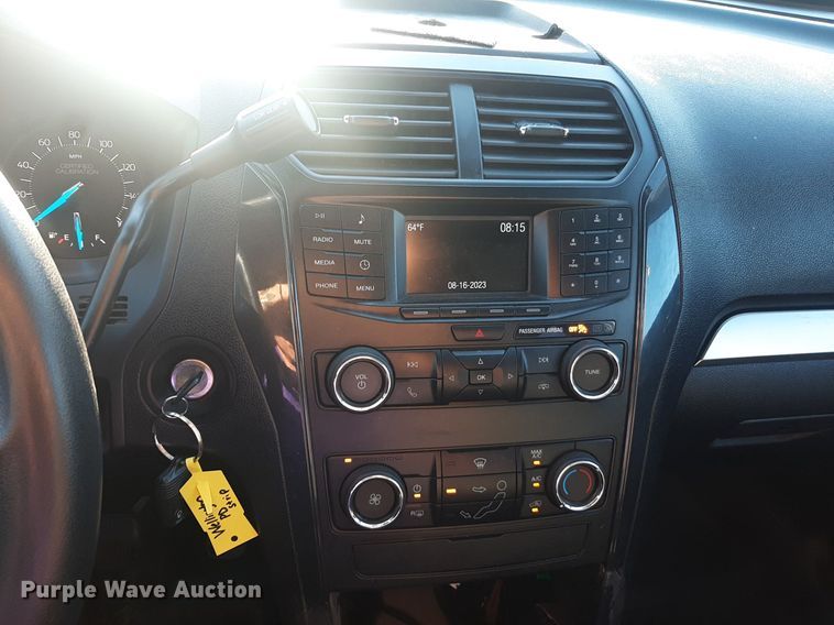 image for item DO3049 2019 Ford Explorer Police Interceptor  SUV