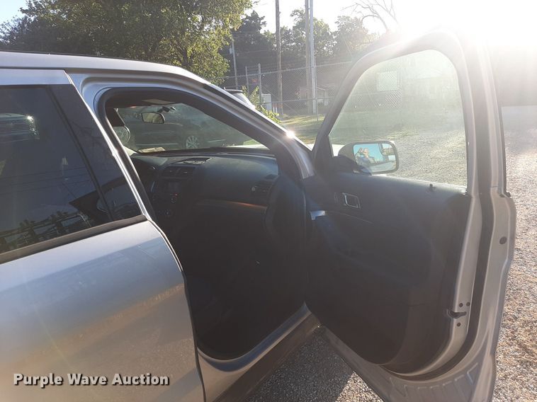 image for item DO3049 2019 Ford Explorer Police Interceptor  SUV