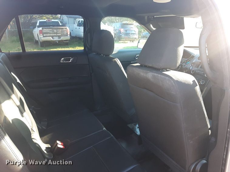 image for item DO3049 2019 Ford Explorer Police Interceptor  SUV