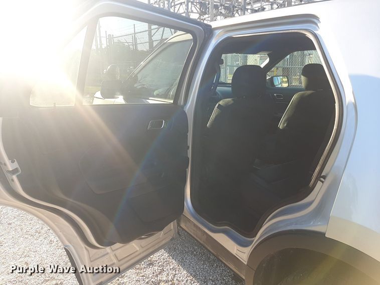 image for item DO3049 2019 Ford Explorer Police Interceptor  SUV