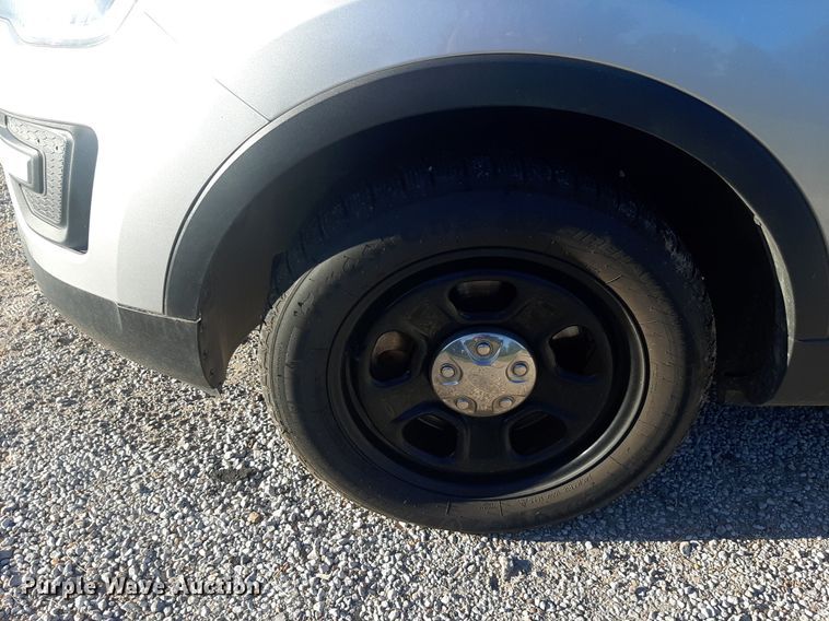 image for item DO3049 2019 Ford Explorer Police Interceptor  SUV