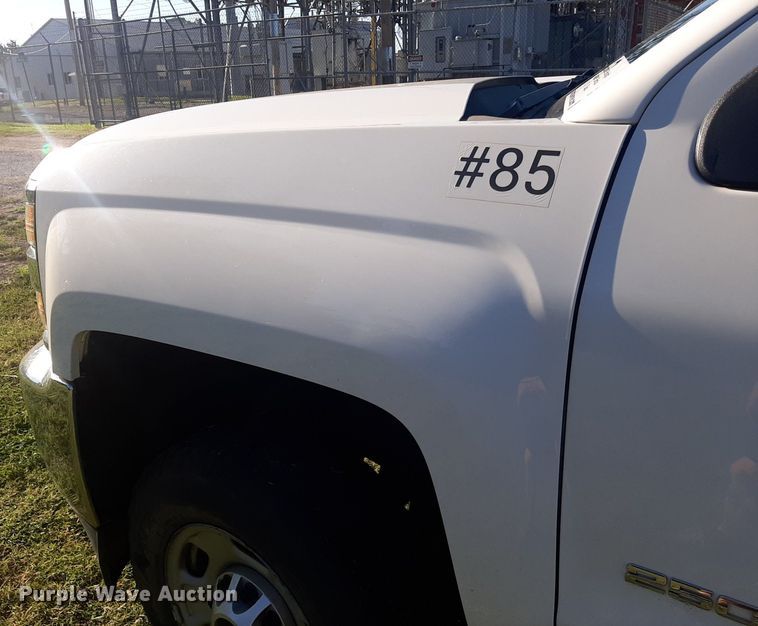 image for item DO3050 2018 Chevrolet Silverado 2500HD  Double Cab pickup truck