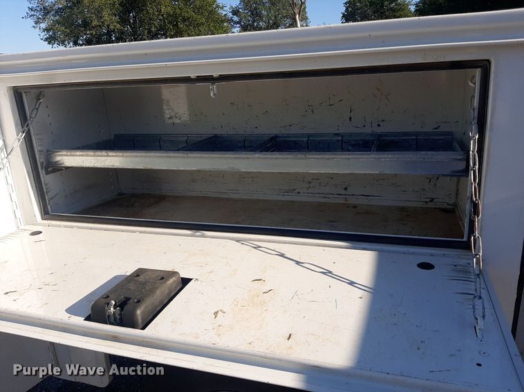 image for item DO3050 2018 Chevrolet Silverado 2500HD  Double Cab pickup truck