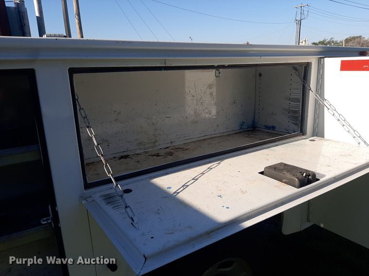 image for item DO3050 2018 Chevrolet Silverado 2500HD  Double Cab pickup truck