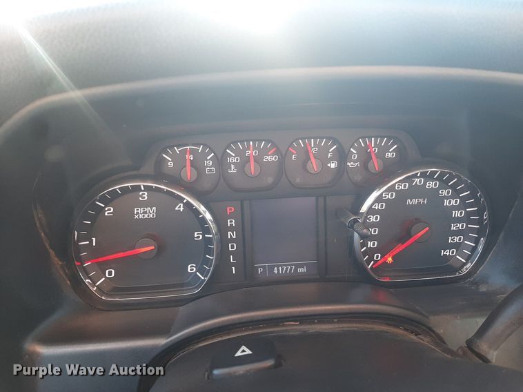 image for item DO3050 2018 Chevrolet Silverado 2500HD  Double Cab pickup truck