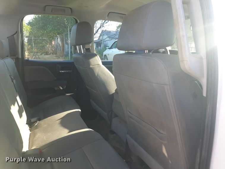 image for item DO3050 2018 Chevrolet Silverado 2500HD  Double Cab pickup truck