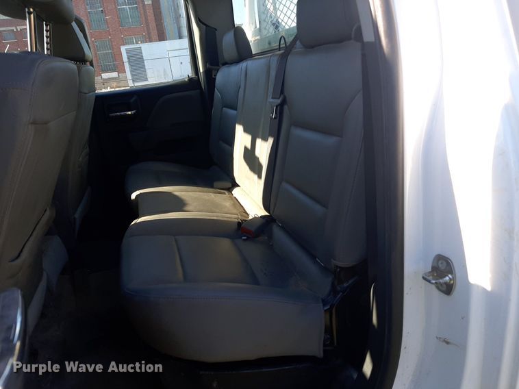 image for item DO3050 2018 Chevrolet Silverado 2500HD  Double Cab pickup truck