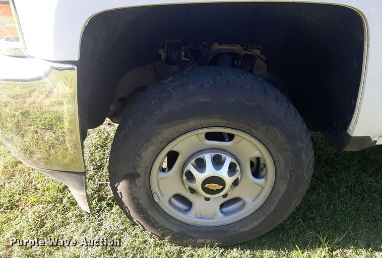 image for item DO3050 2018 Chevrolet Silverado 2500HD  Double Cab pickup truck