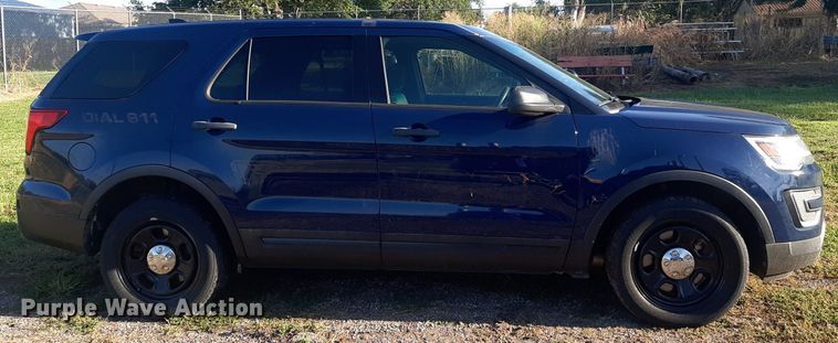 image for item DO3052 2016 Ford Explorer Police Interceptor  SUV