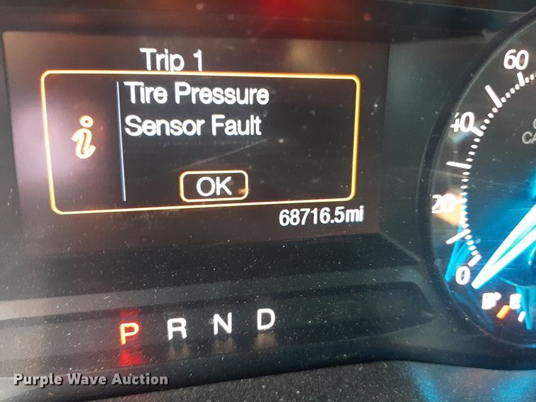 image for item DO3052 2016 Ford Explorer Police Interceptor  SUV