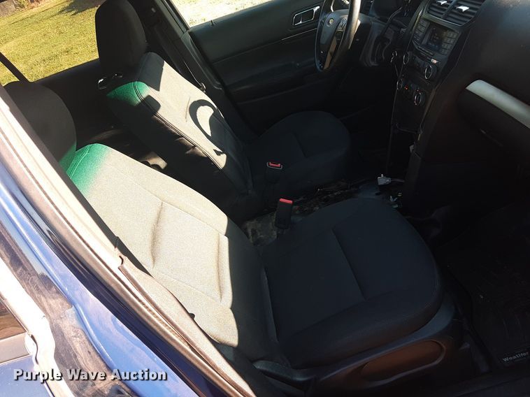 image for item DO3052 2016 Ford Explorer Police Interceptor  SUV