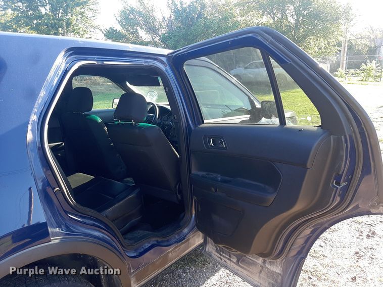 image for item DO3052 2016 Ford Explorer Police Interceptor  SUV