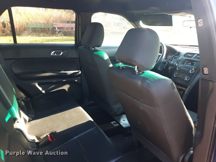 image for item DO3052 2016 Ford Explorer Police Interceptor  SUV
