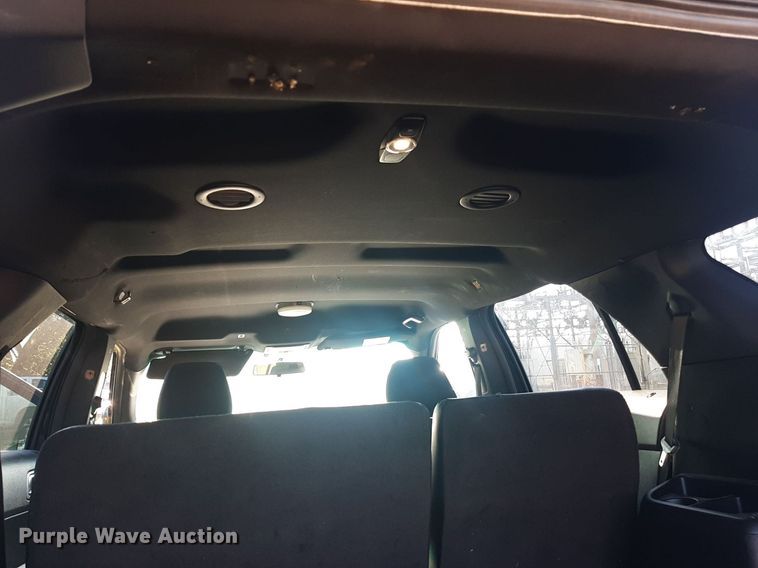 image for item DO3052 2016 Ford Explorer Police Interceptor  SUV