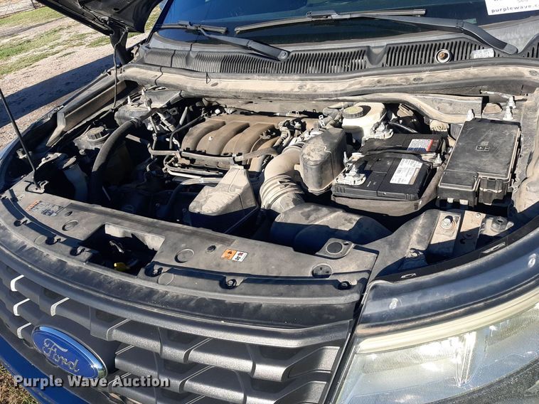 image for item DO3052 2016 Ford Explorer Police Interceptor  SUV