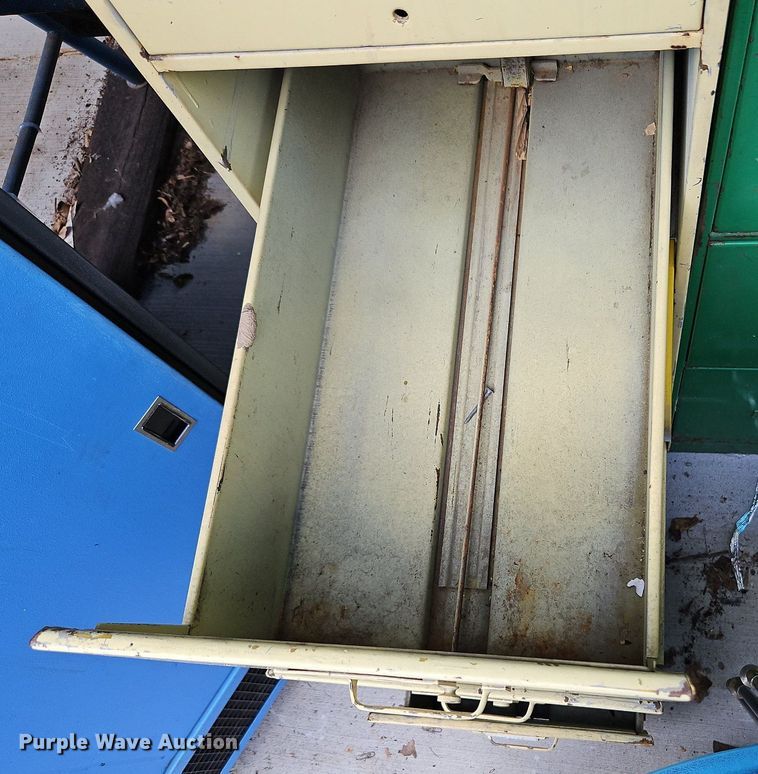 image for item DP2318 Office supplies and equipment