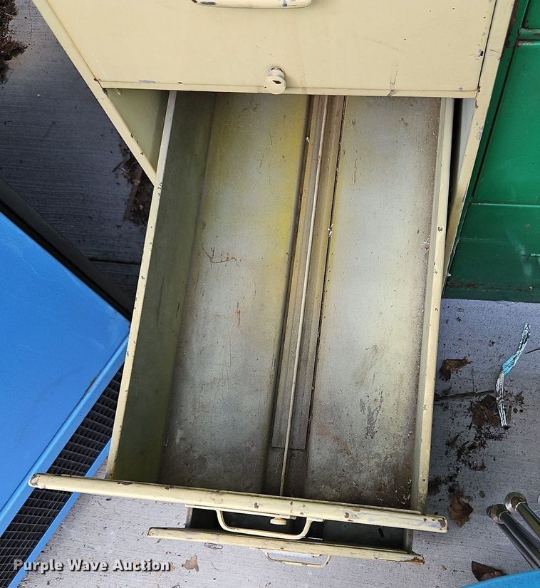 image for item DP2318 Office supplies and equipment