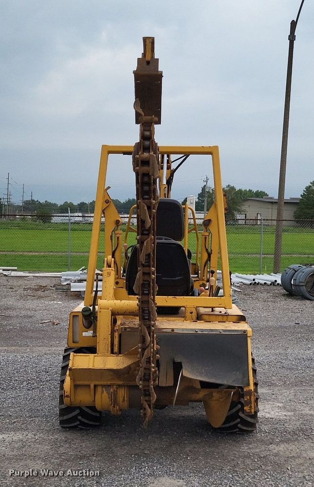 image for item DP5217 2001 Vermeer V3550A  trencher