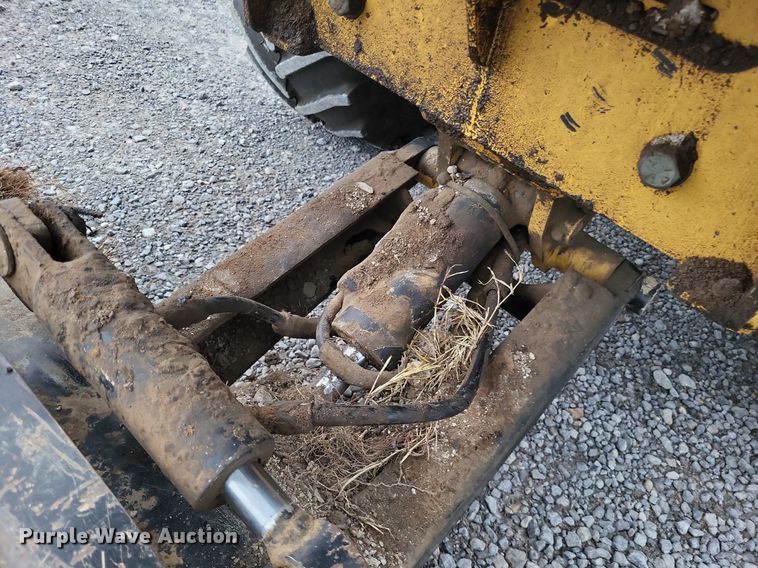 image for item DP5217 2001 Vermeer V3550A  trencher