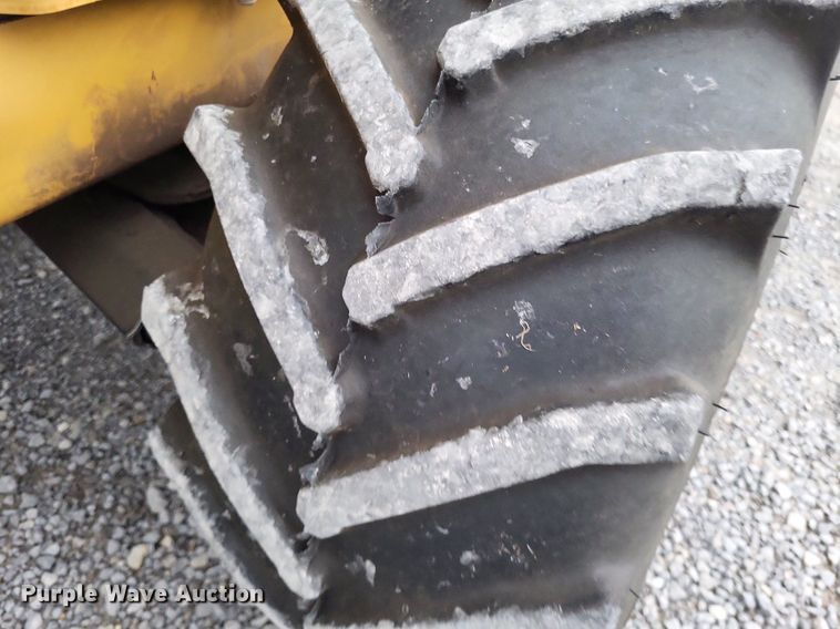 image for item DP5217 2001 Vermeer V3550A  trencher