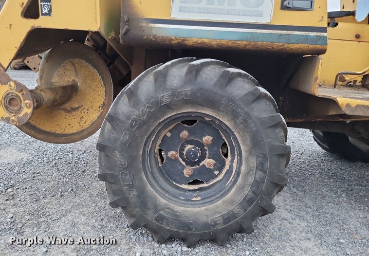 image for item DP5217 2001 Vermeer V3550A  trencher