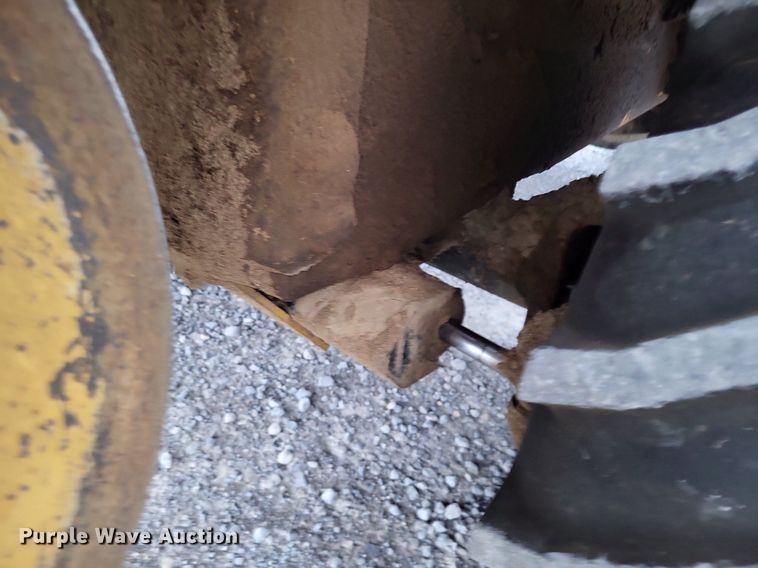 image for item DP5217 2001 Vermeer V3550A  trencher