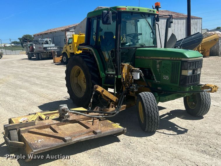 image for item DQ0903 1993 John Deere 6400  tractor