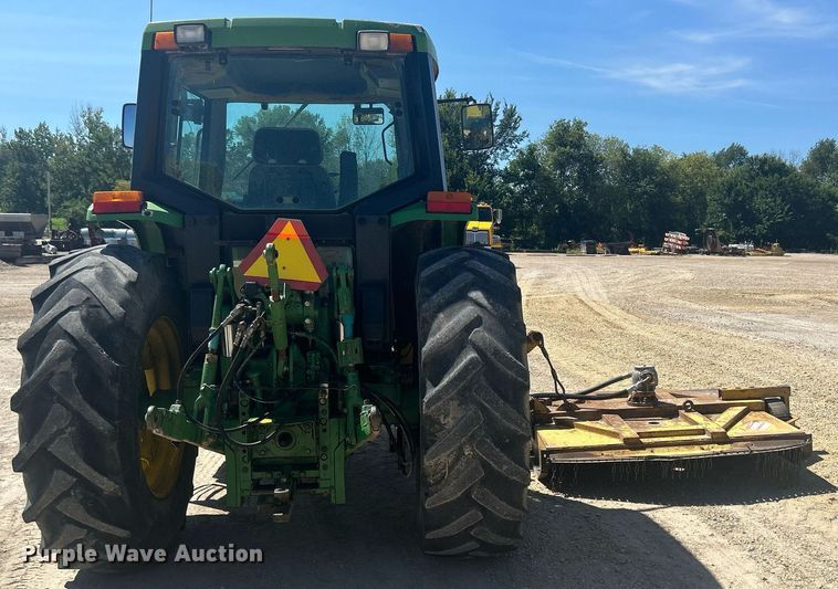 image for item DQ0903 1993 John Deere 6400  tractor