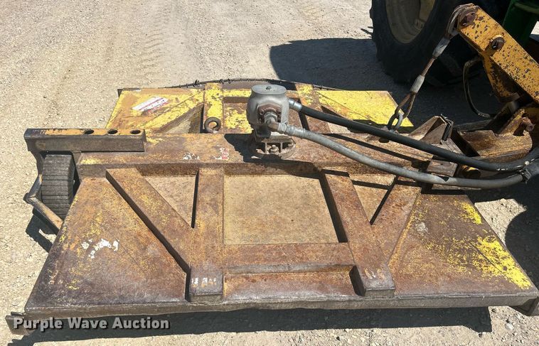 image for item DQ0903 1993 John Deere 6400  tractor